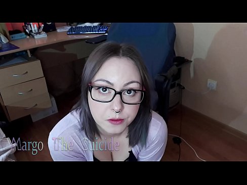 ❤️ Σέξι κορίτσι με γυαλιά πιπιλίζει Dildo βαθιά στην κάμερα ☑  στο el.porncomixone.ru ️